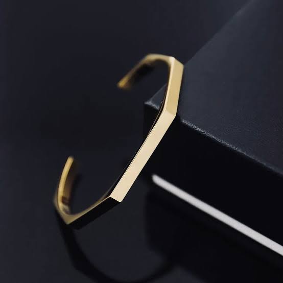 Premium Geometric Unisex Cuff Bracelet – Golden & Silver Edition